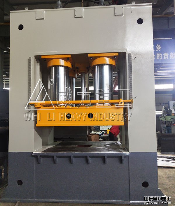 1000吨框架式液压机
